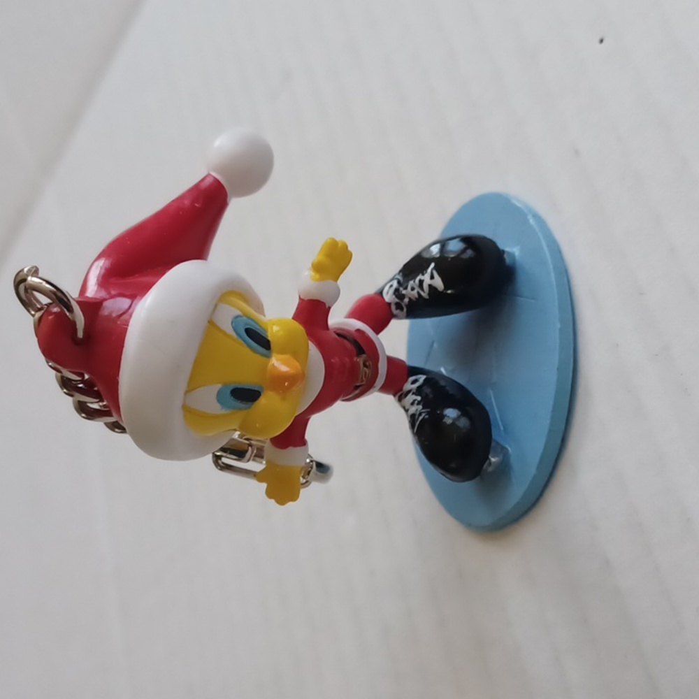 4/$60 Tweety Bird Christmas Keychain